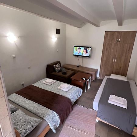 Booking Apartments Alone 1 Βελιγράδι Εξωτερικό φωτογραφία