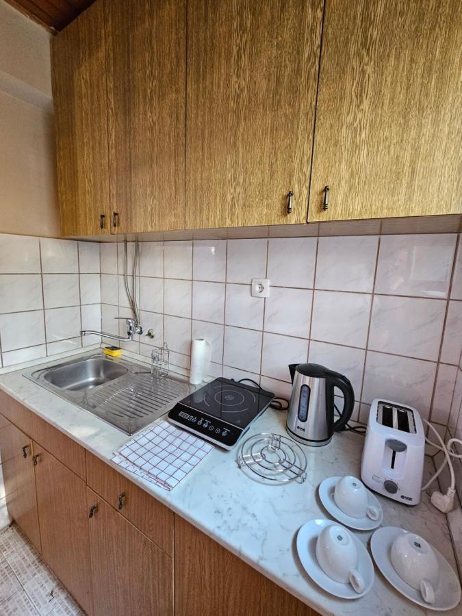 Booking Apartments Alone 1 Βελιγράδι Εξωτερικό φωτογραφία